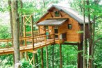 Treehouse #5 by Amish Country Lodging