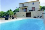 Luxurious Villa in Luberon with Private Swimming Pool
